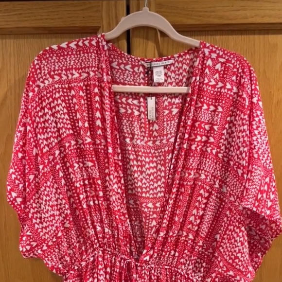 Victoria’s Secret Romantic Short Kimono Robe Red White Hearts - Picture 9 of 11